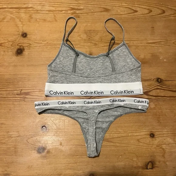 Calvin Klein Heather Gray Bralette and Panty Set Small - Picture 2 of 2